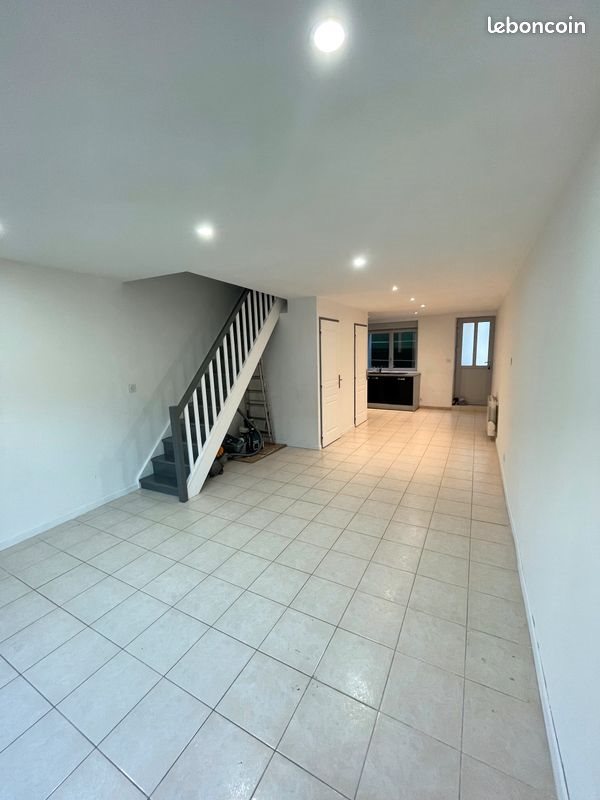 Maison à louer, 70m², Pont-d'Ain