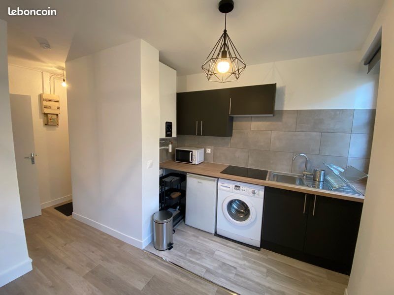 Appartement à louer, 23m², Paris 18ème