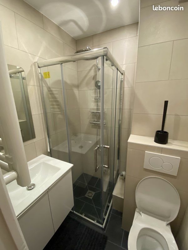 Appartement à louer, 23m², Paris 18ème