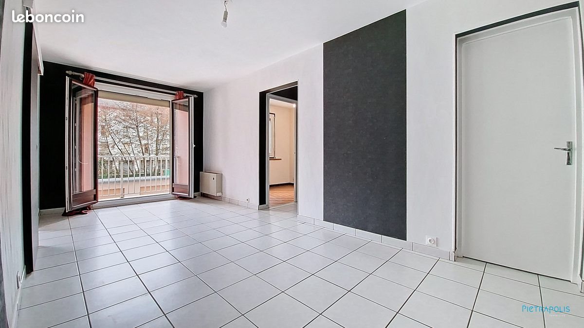 Appartement à vendre, 47m², Pont-Evêque