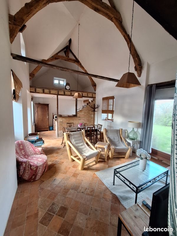 Maison à louer, 80m², Daon