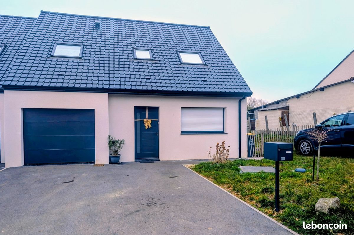 Maison à louer, 100m², Roquetoire