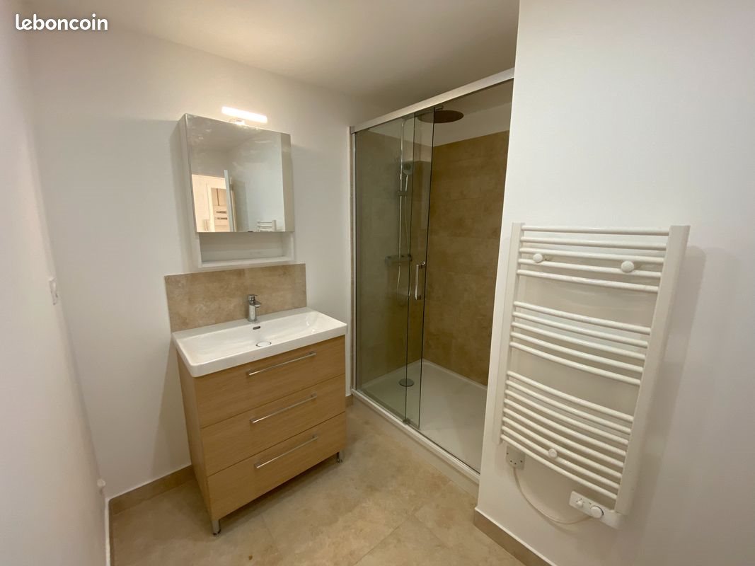 Appartement à louer, 62m², Auriol