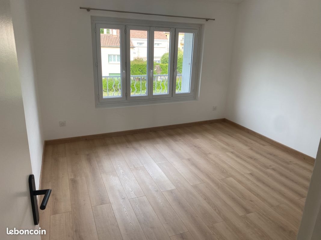 Appartement à louer, 62m², Auriol