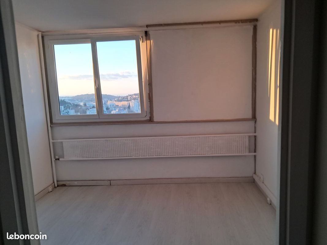 Appartement à louer, 71m², Saint-Etienne