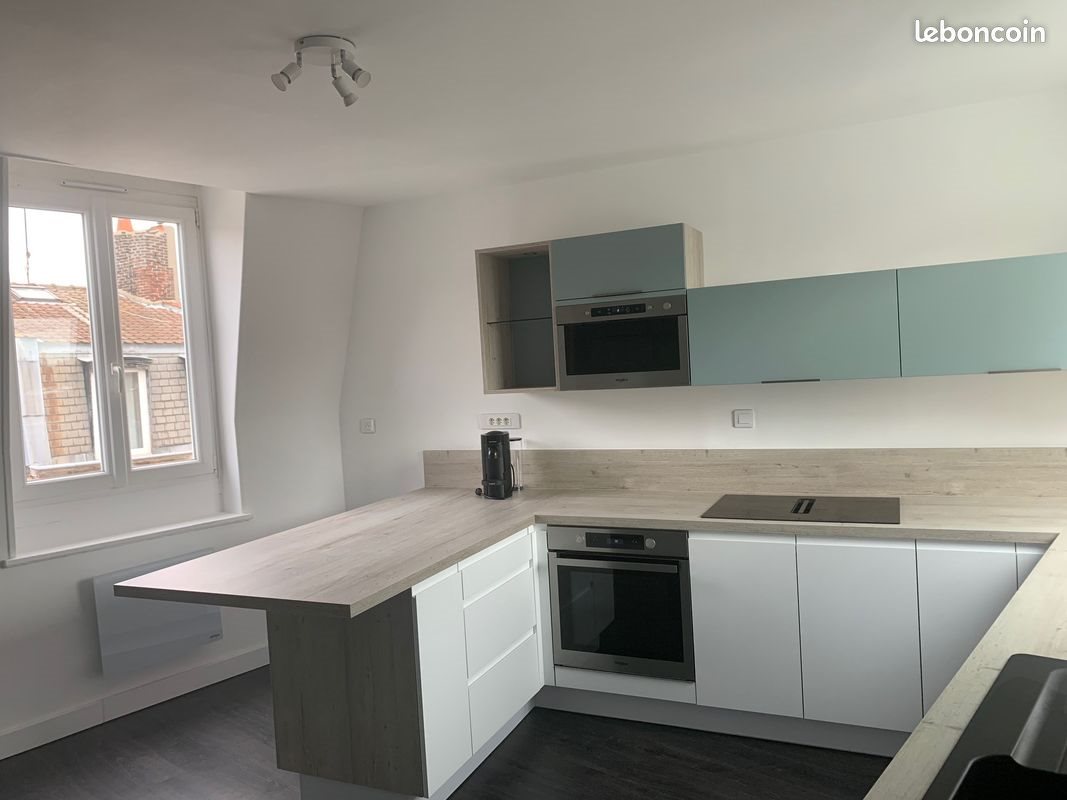 Appartement à louer, 70m², Lille