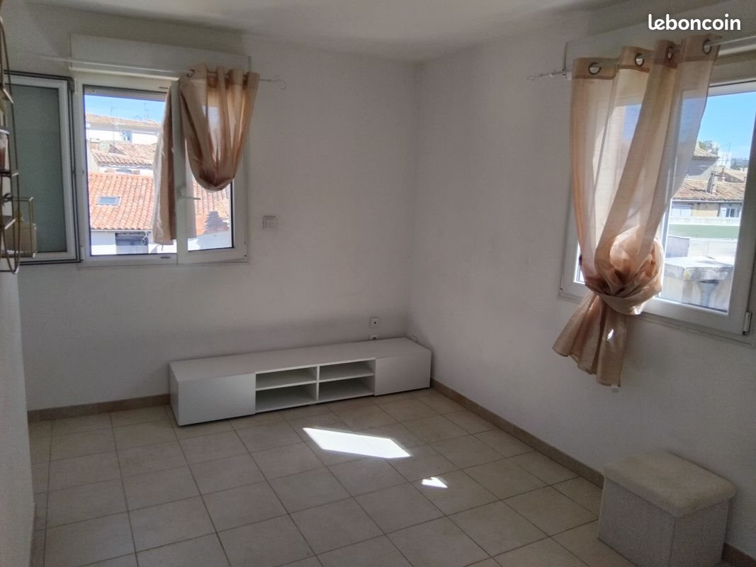 Appartement à louer, 23m², Nîmes