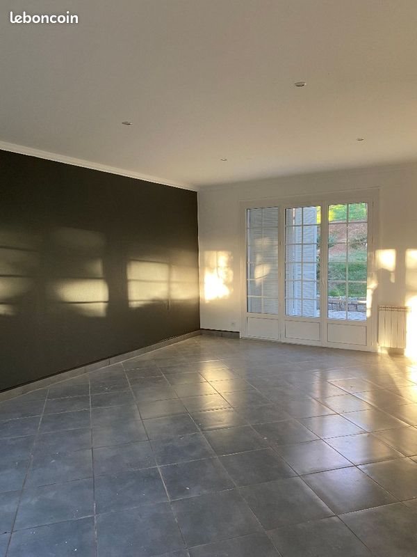 Maison à louer, 95m², Saint-Romain-le-Puy