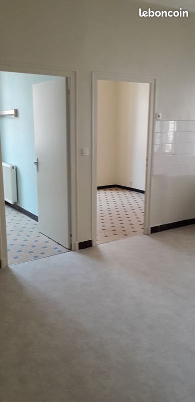 Appartement à louer, 50m², Largentière