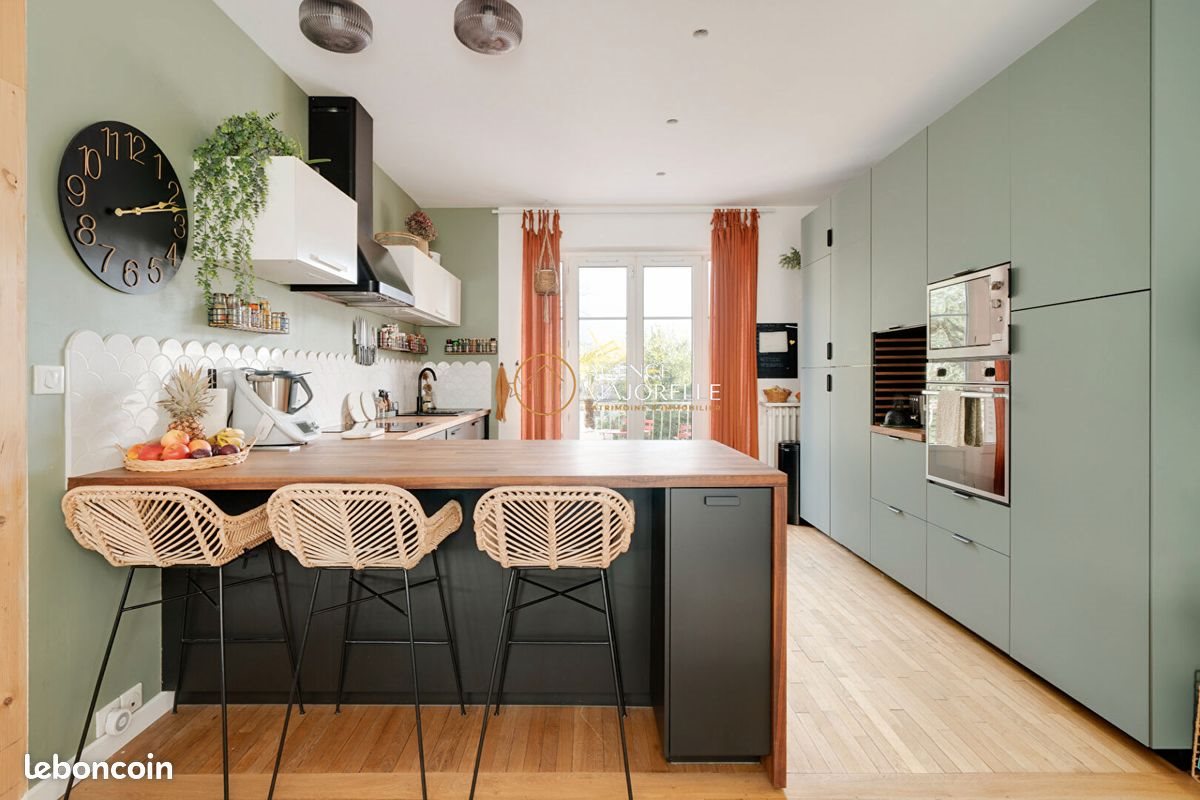 Maison à vendre, 195m², Saint-Max