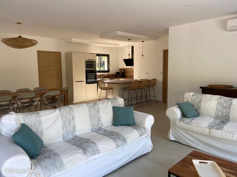 Maison à louer, 89m², Nîmes