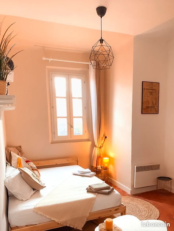 Appartement à louer, 24m², Marseille 2ème