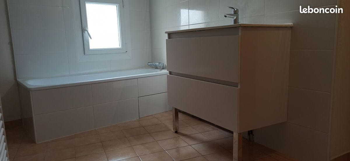 Appartement à louer, 57m², Saint-Médard-en-Forez