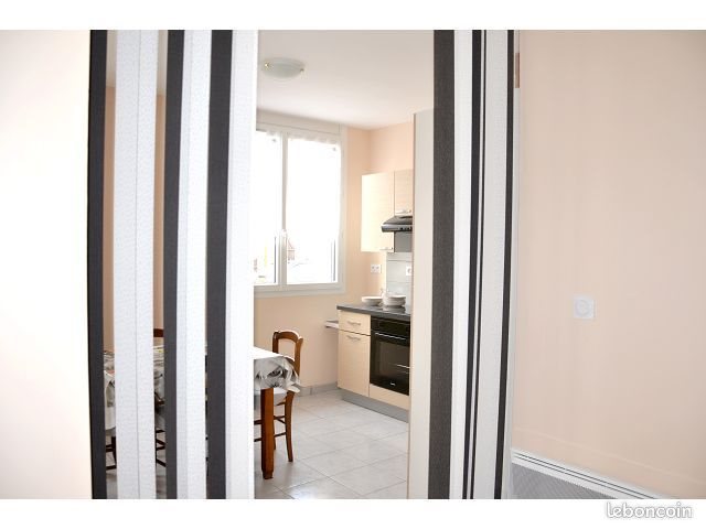 Appartement à louer, 28m², Saint-Quentin-Fallavier