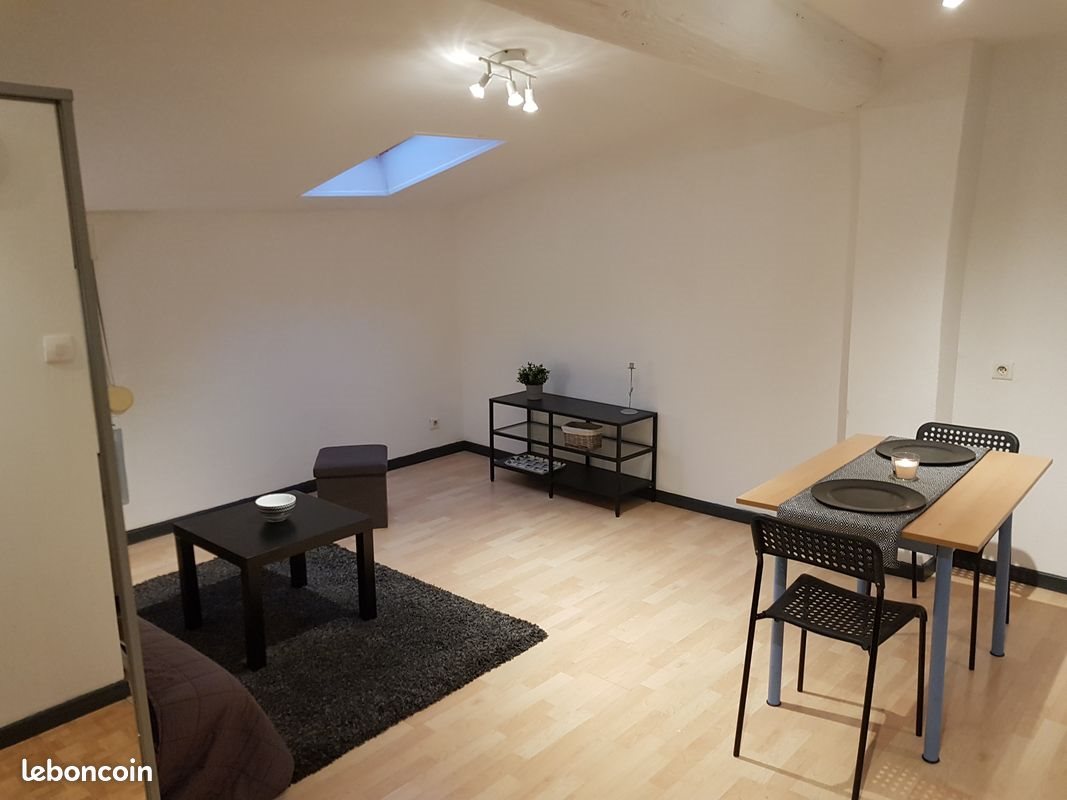 Appartement à louer, 35m², Nîmes