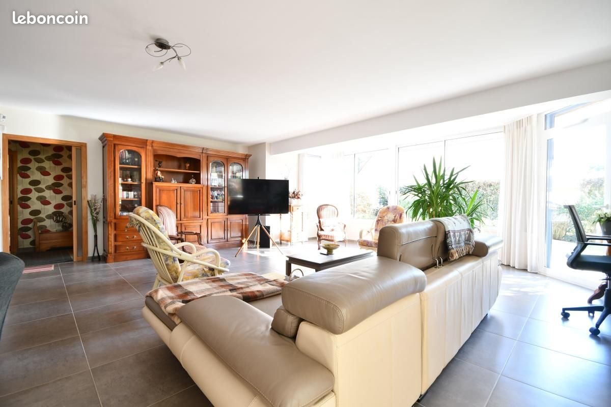 Maison à vendre, 215m², Surzur