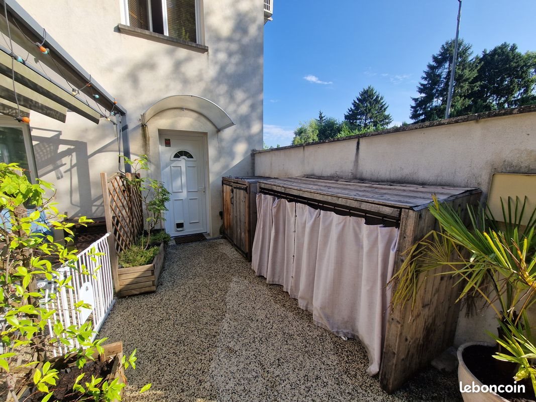 Maison à louer, 90m², Fontaines-Saint-Martin