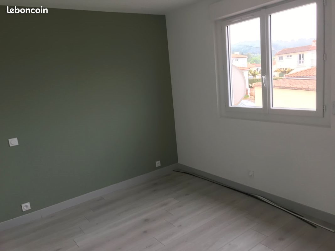 Maison à louer, 80m², Saint-Léon-sur-l'Isle