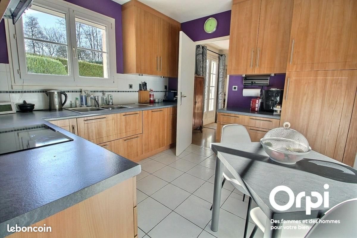 Maison à vendre, 135m², Montigny-le-Bretonneux