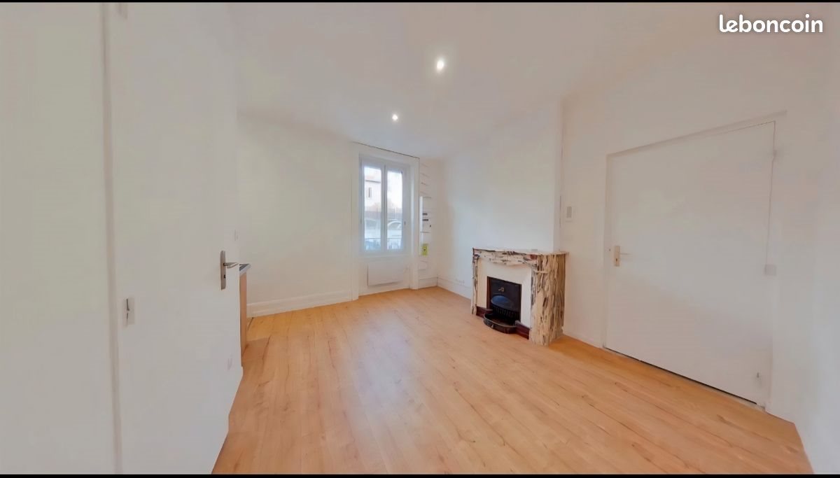Appartement à louer, 19m², Saint-Etienne