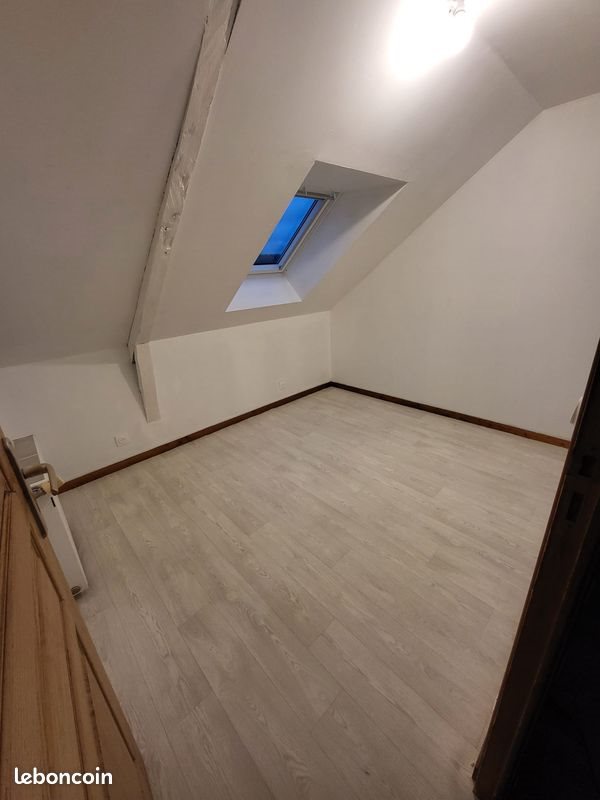 Appartement à louer, 25m², Irodouër