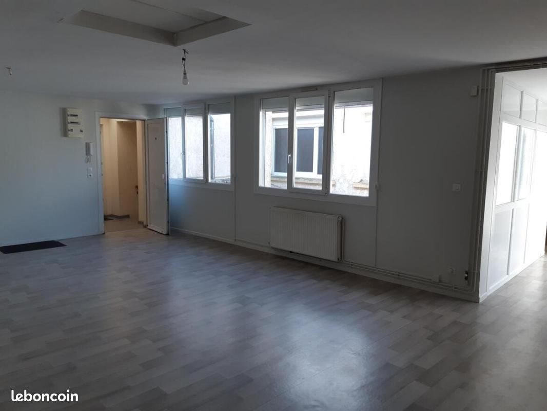 Appartement à louer, 74m², Annoeullin