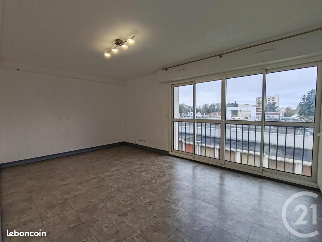 Appartement à vendre, 64m², La Chapelle-Saint-Mesmin