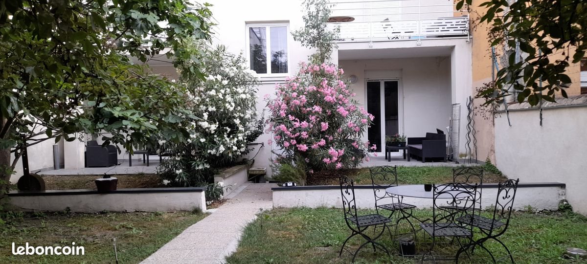 Appartement à louer, 45m², Lyon 7ème