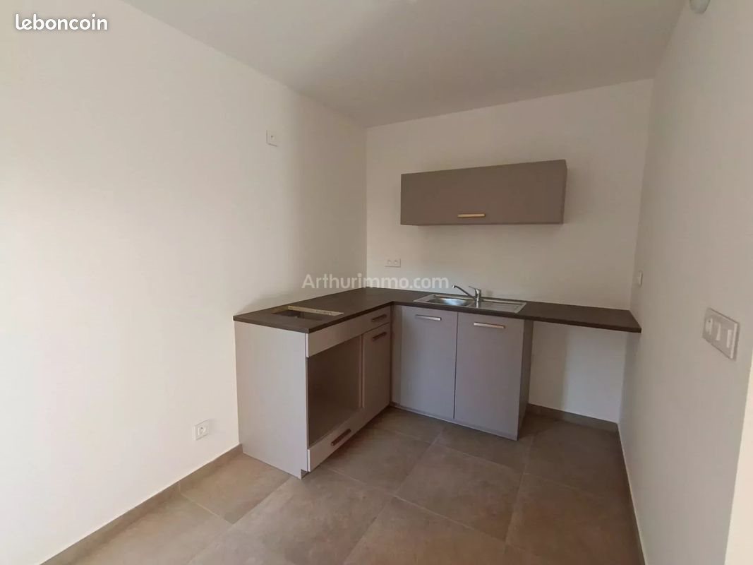 Appartement à louer, 30m², Sarrola-Carcopino