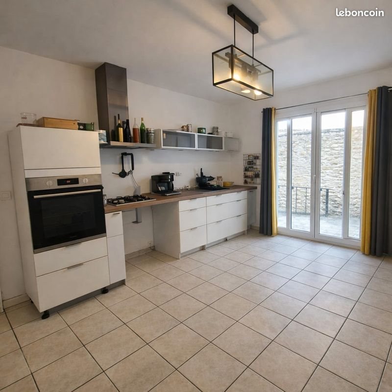 Appartement à louer, 82m², Milhaud