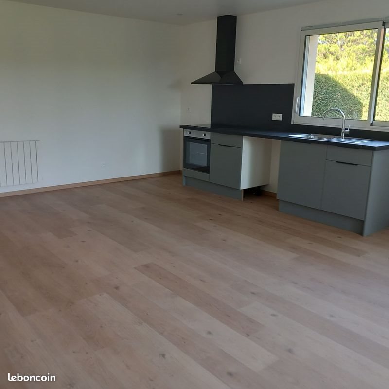 Maison à louer, 93m², Houppeville
