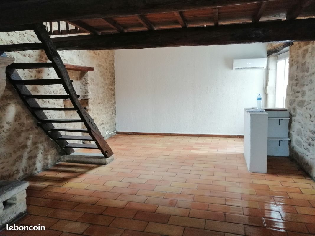 Maison à louer, 130m², Richerenches