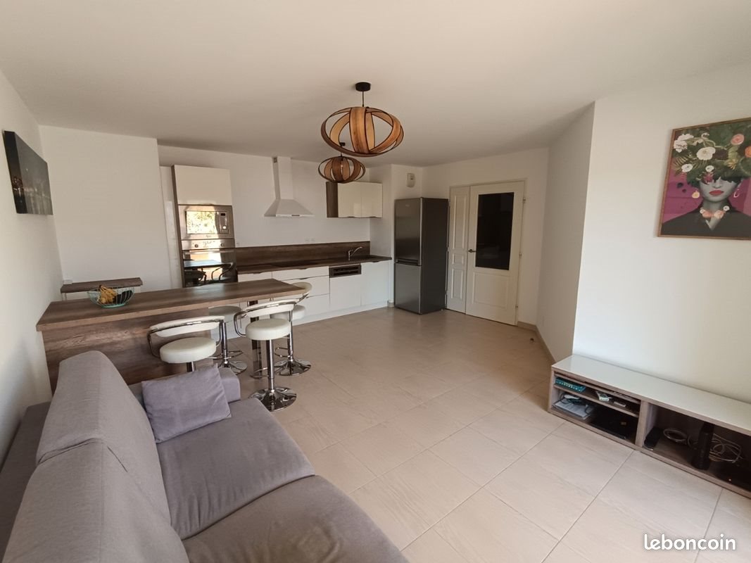 Appartement à louer, 49m², Le Pradet