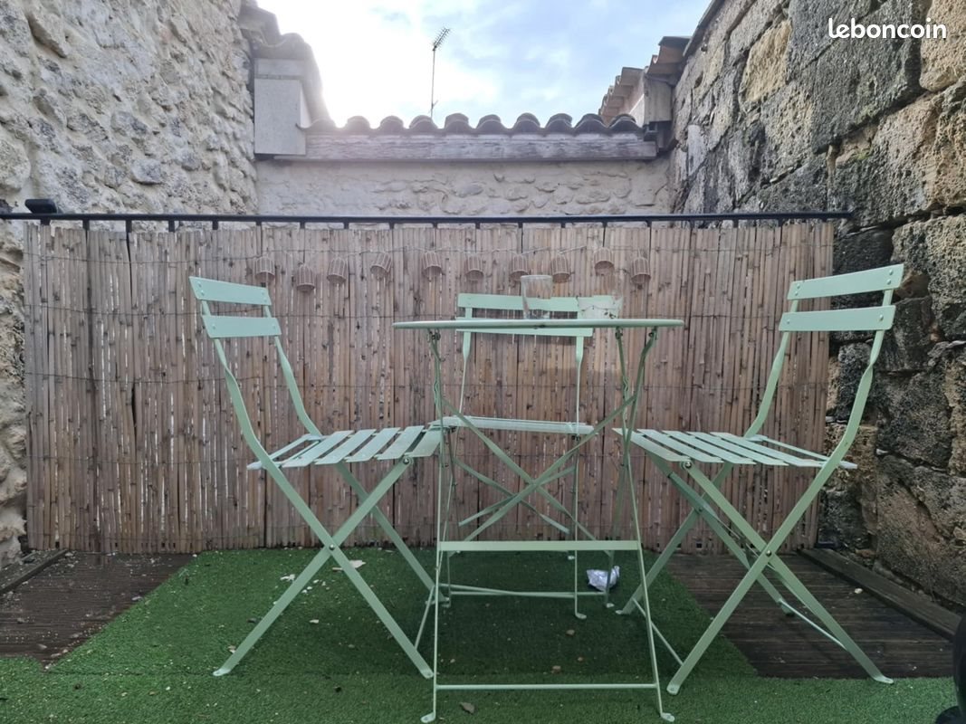 Appartement à louer, 45m², Poussan