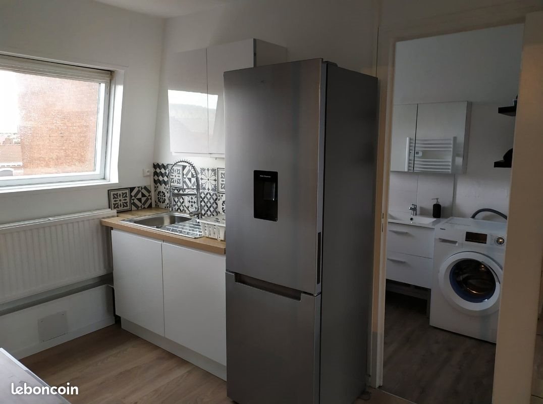 Appartement à louer, 70m², Lille