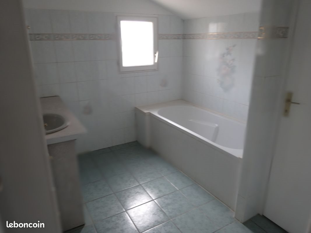 Appartement à louer, 80m², Saint-Julien-l'Ars