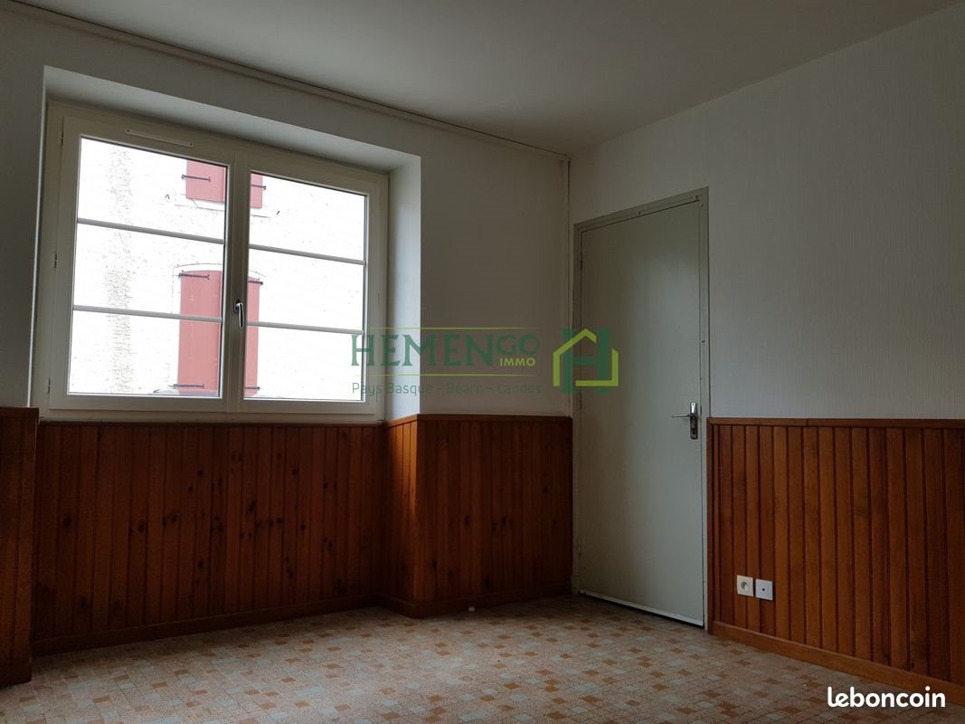 Maison à louer, 106m², Audaux