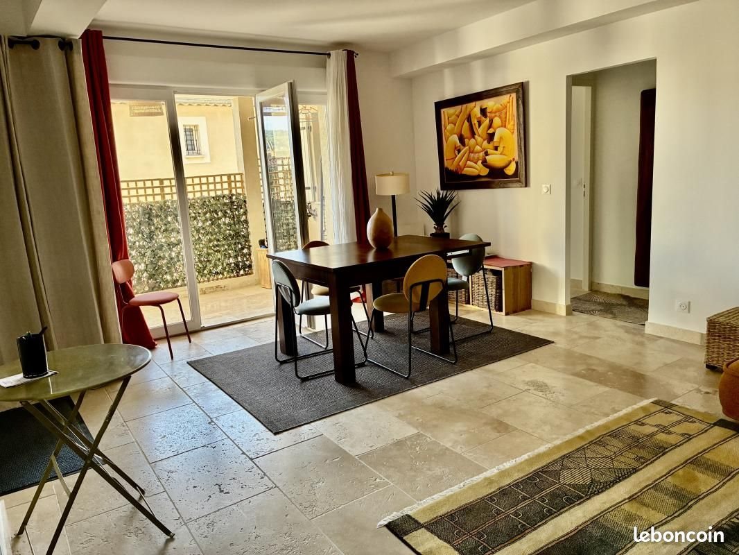 Appartement à vendre, 75m², Eyguières