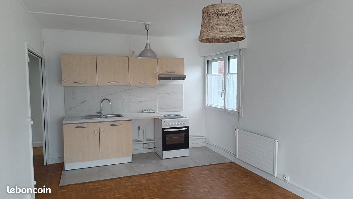Appartement à louer, 43m², Garches