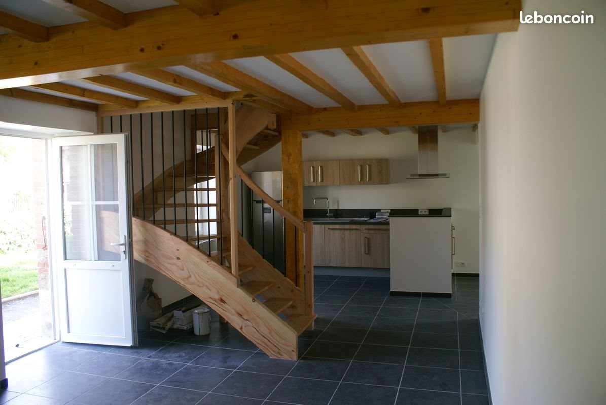Maison à louer, 85m², Maussac