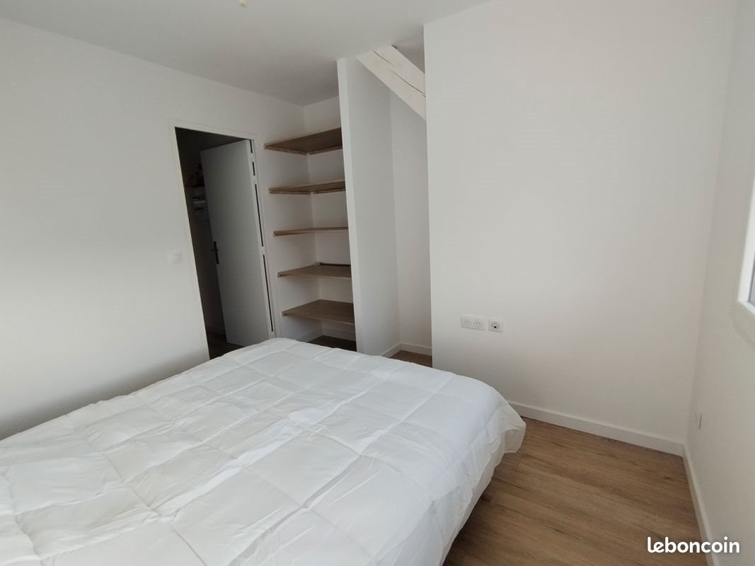 Appartement à louer, 69m², Collinée