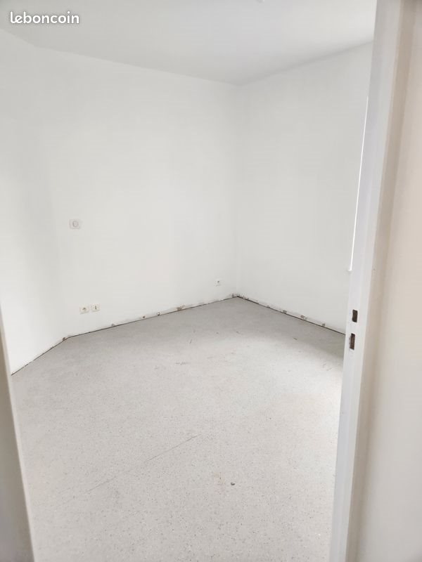 Appartement à louer, 70m², Ozolles
