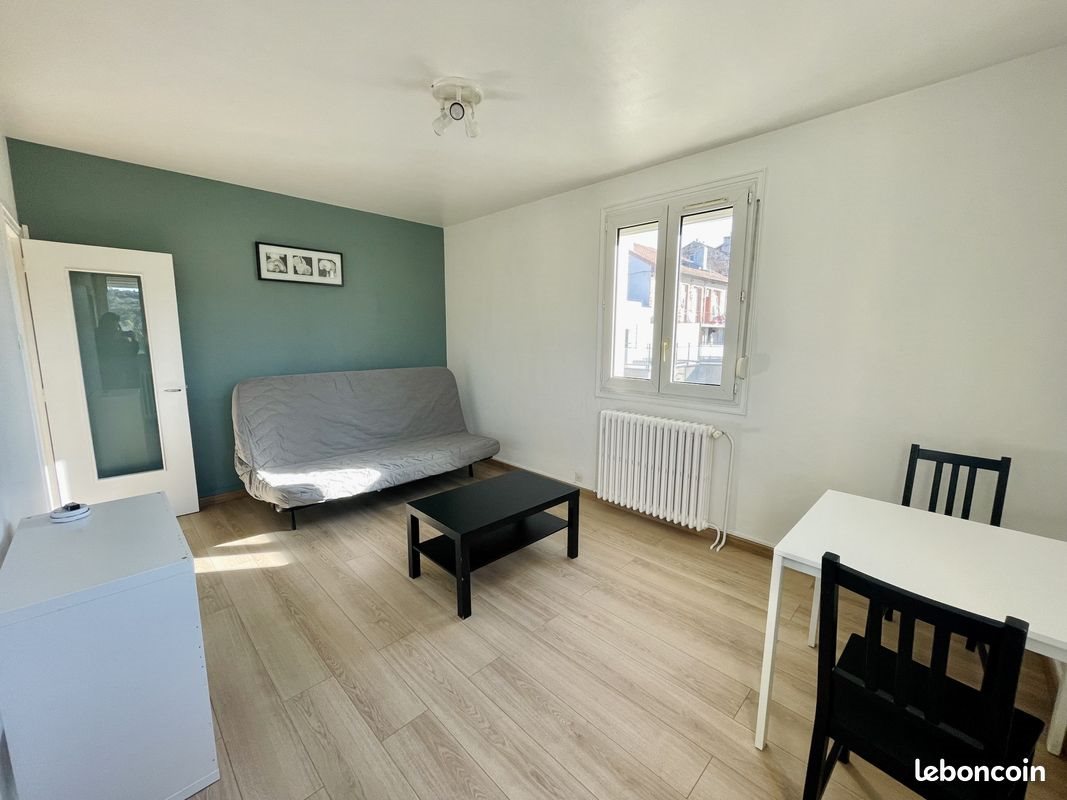 Appartement à louer, 26m², Saint-Etienne