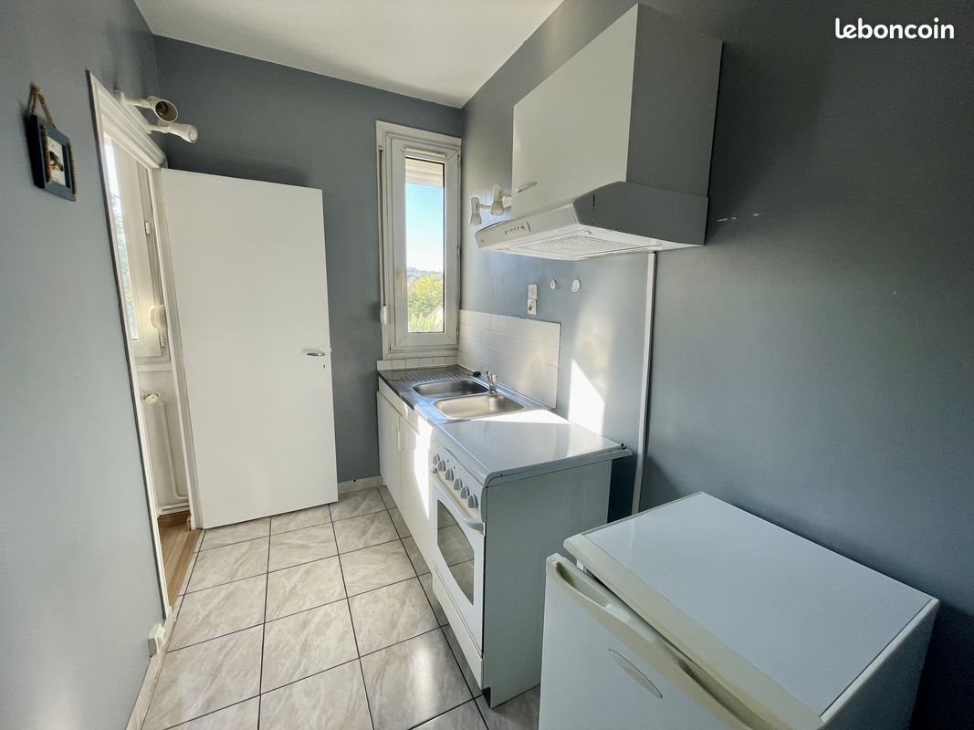 Appartement à louer, 26m², Saint-Etienne