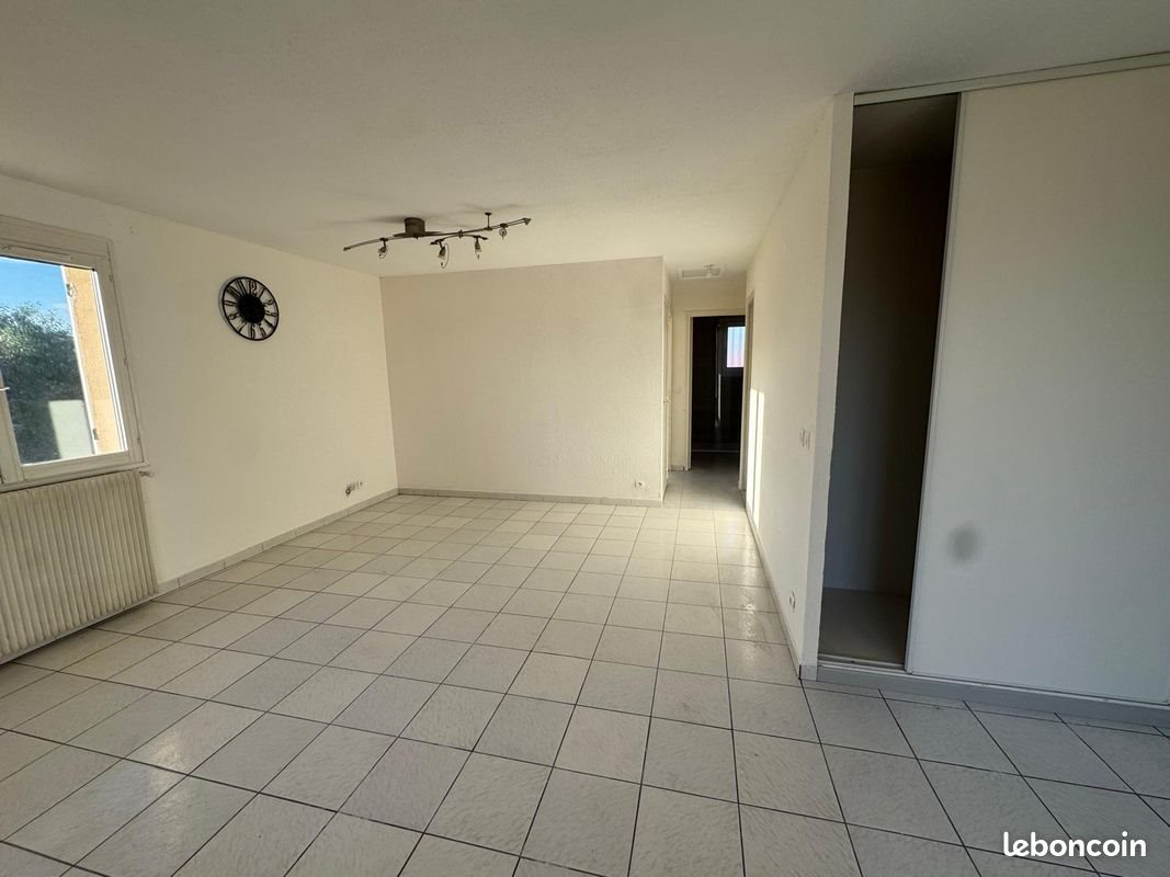 Maison à louer, 80m², Thuir