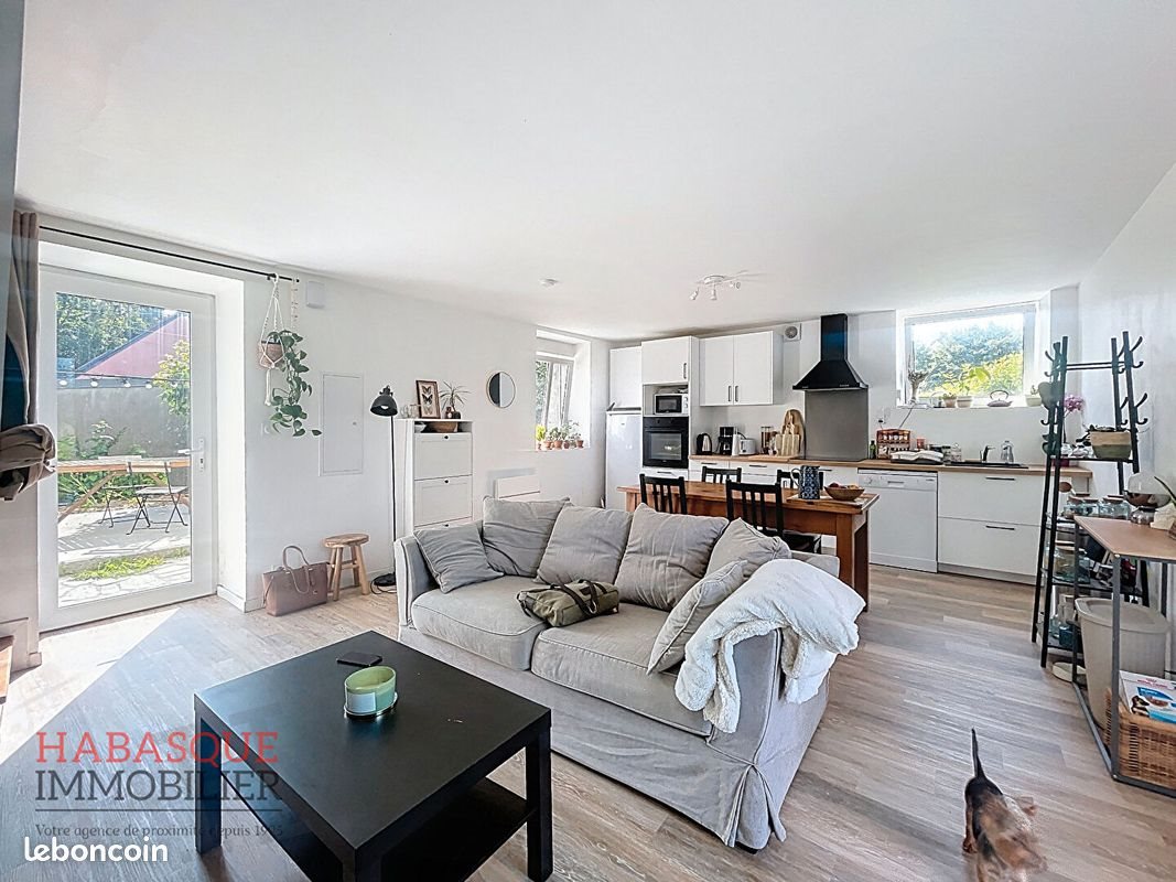 Maison à louer, 77m², Lesneven