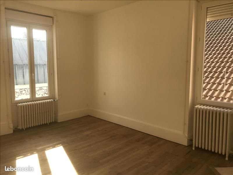 Appartement à vendre, 143m², Saint-Amand-Montrond