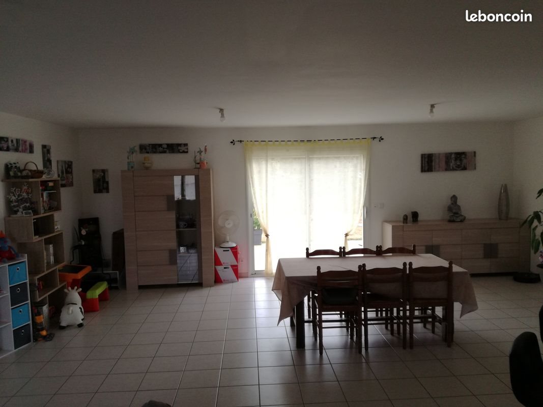 Maison à louer, 100m², Saint-Martin-des-Noyers