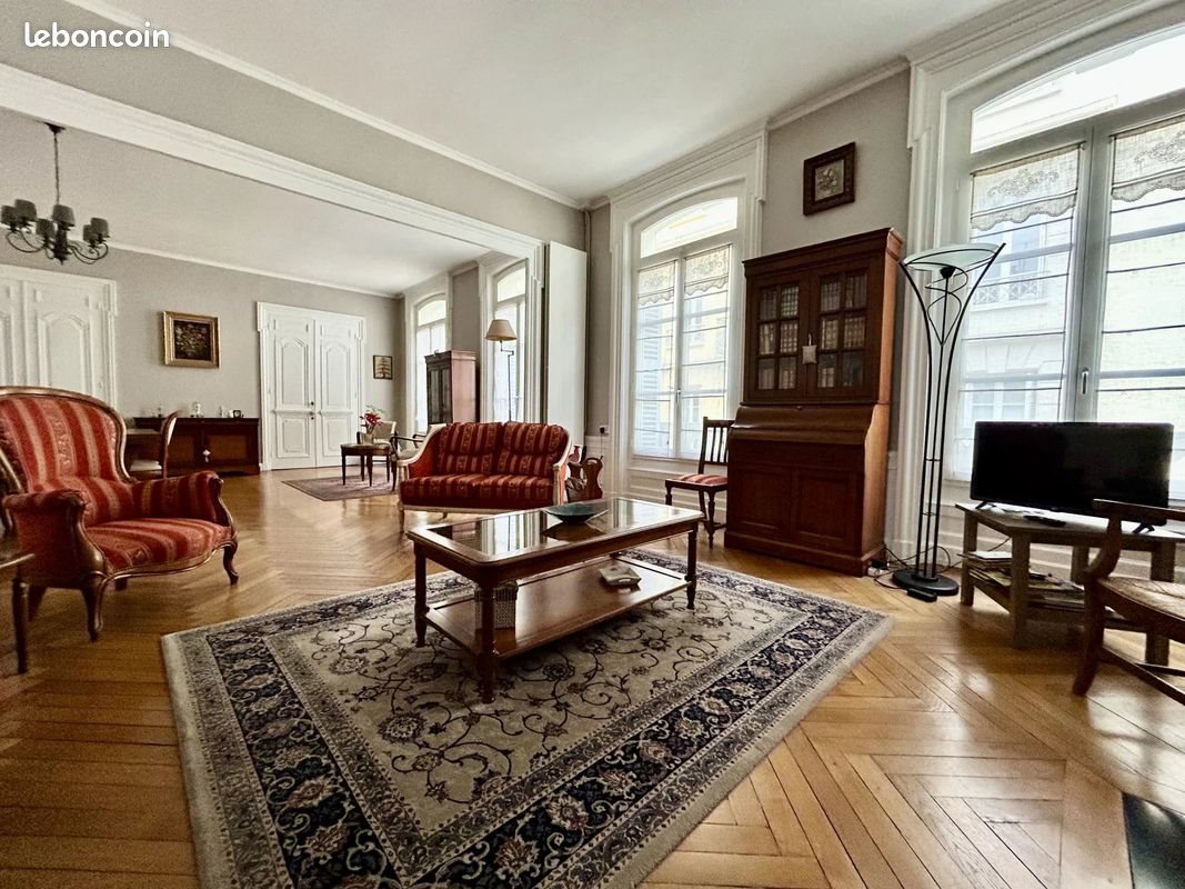 Appartement à vendre, 208m², Saint-Etienne