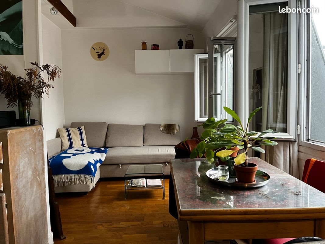 Appartement à louer, 24m², Paris 18ème